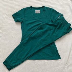 Skechers Scrubs XS Top & S bottoms